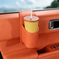 🎁💥50% RABATT!🚗🧺Leder-Getränkehalter für Autotür – Große Öffnung, Clip-Befestigung & robustes PU-Leder – Sicherer Halt für Getränke & Handy ✨