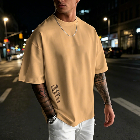 💥👕 LOSE FIT – VOLLE BEWEGUNGSFREIHEIT. Kurzarm-Shirt für Männer. Urban Style, atmungsaktiv & alltagstauglich. Ob Stadt, Couch oder Café – du siehst immer gut aus. ⚡🌆