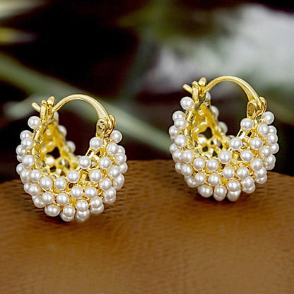 💥👂 PEARL HOOPS – ABER ANDERS. Faux Pearl Basket Hoop Earrings. Ein Körbchen voller Eleganz. Leicht, zeitlos & immer eine gute Idee. Für Büro, Date & Feier. ⚡✨