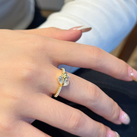 Eleganter Silberring mit Herz & Schleife – zart, funkelnd & feminin – ideal für den Alltag oder als romantisches Geschenk💍🎀