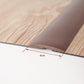 🔥 50% RABATT | Selbstklebende Flexible Bodenübergangsleiste | Langlebiges Weiches PVC | Nahtloser Übergang | Staub- & Wasserresistent | 4 cm & 5 cm 🏠✨